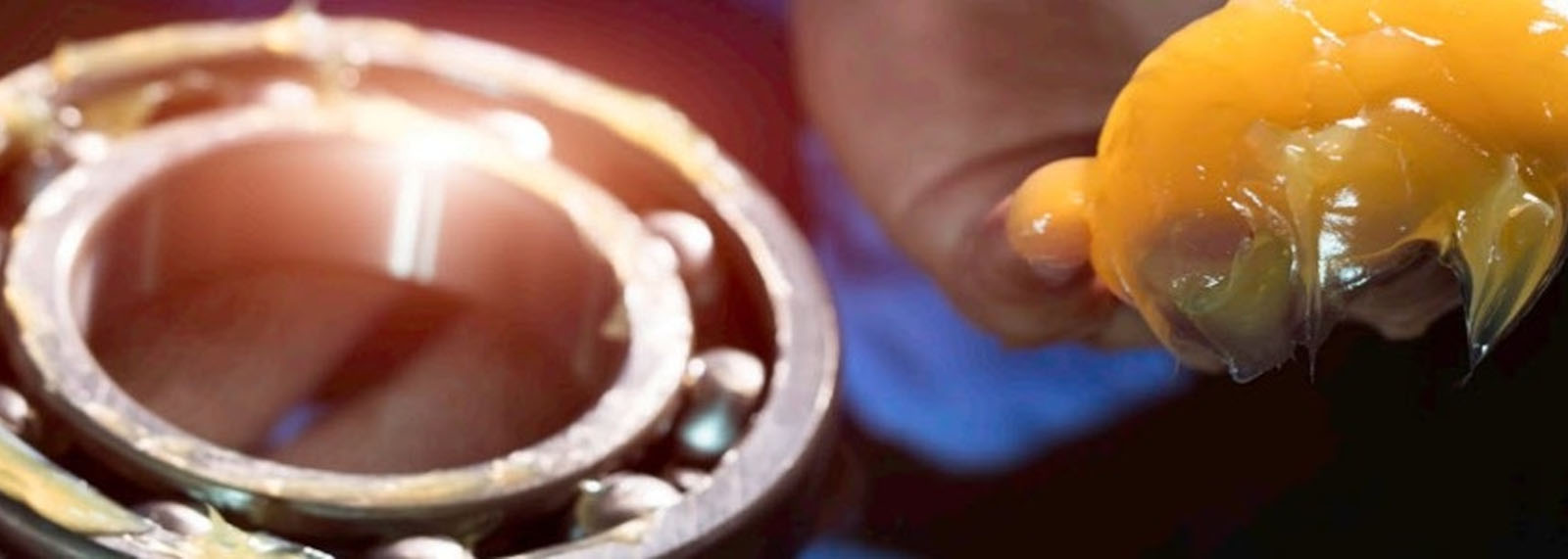 Lone Star Selection Guide: The Right Grease for Your Industrial Need